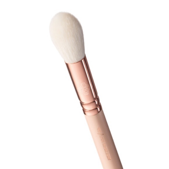 Zoeva 105 Brush - Picture 8 of 8